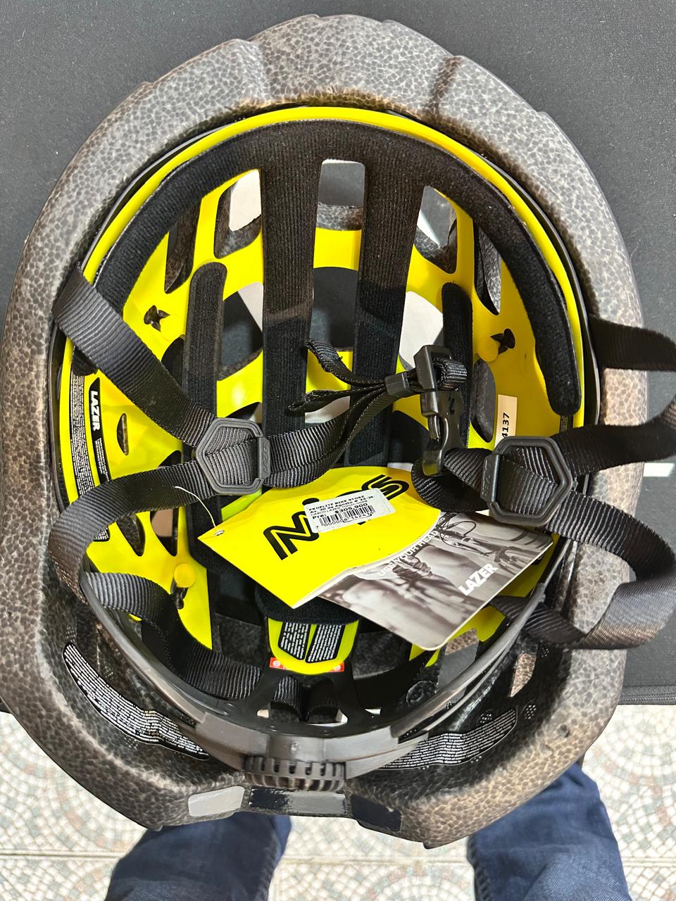 Casco LAZER Tonic MIPS