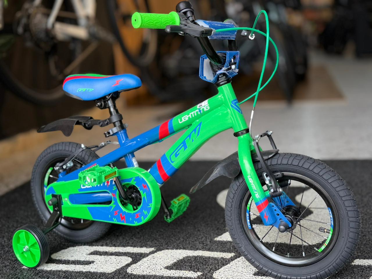 GW 16P LIGTNING NIÑO