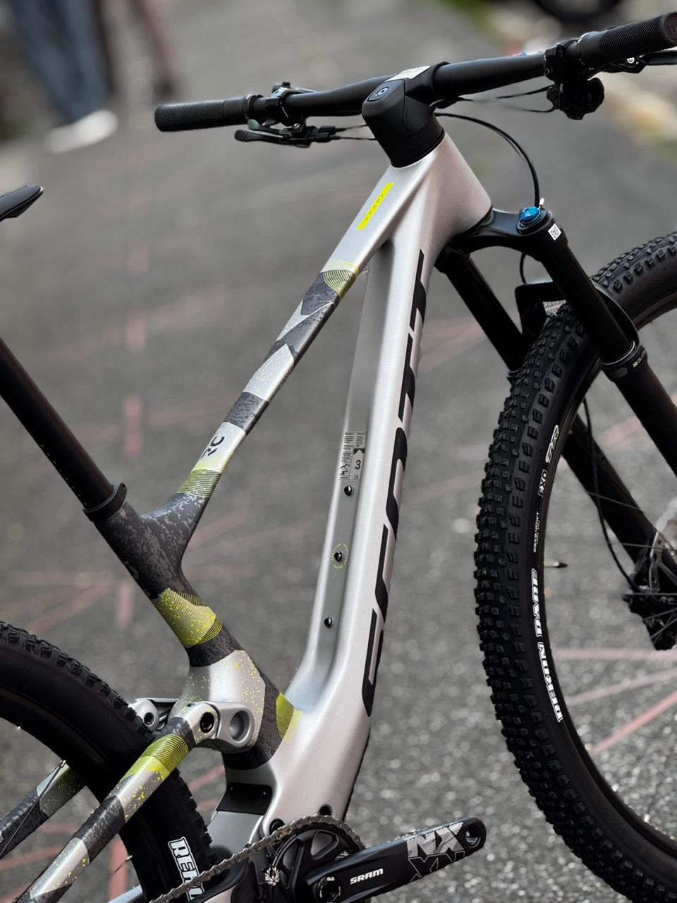 SCOTT SPARK RC COMP 2025