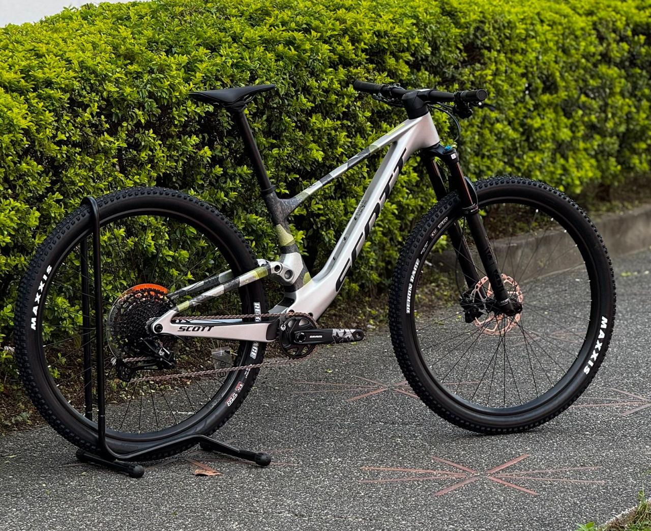SCOTT SPARK RC COMP 2025