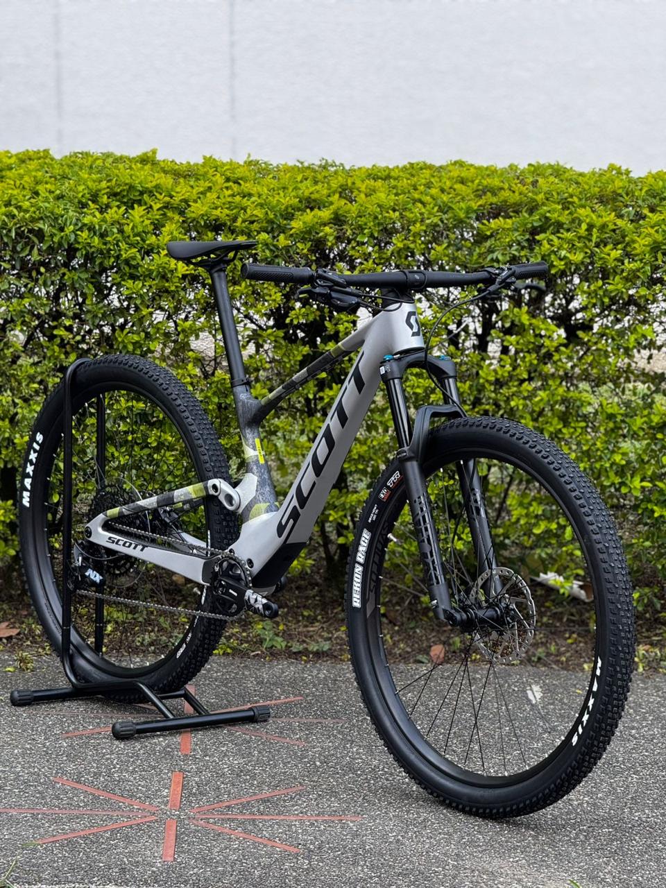 SCOTT SPARK RC COMP 2025