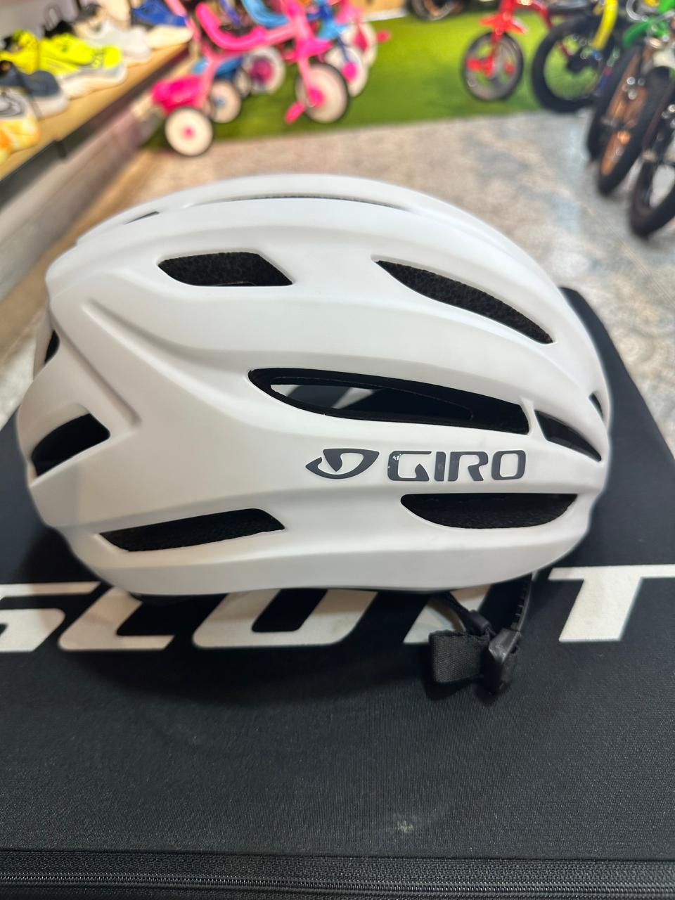 Casco Giro Isode Mips ll