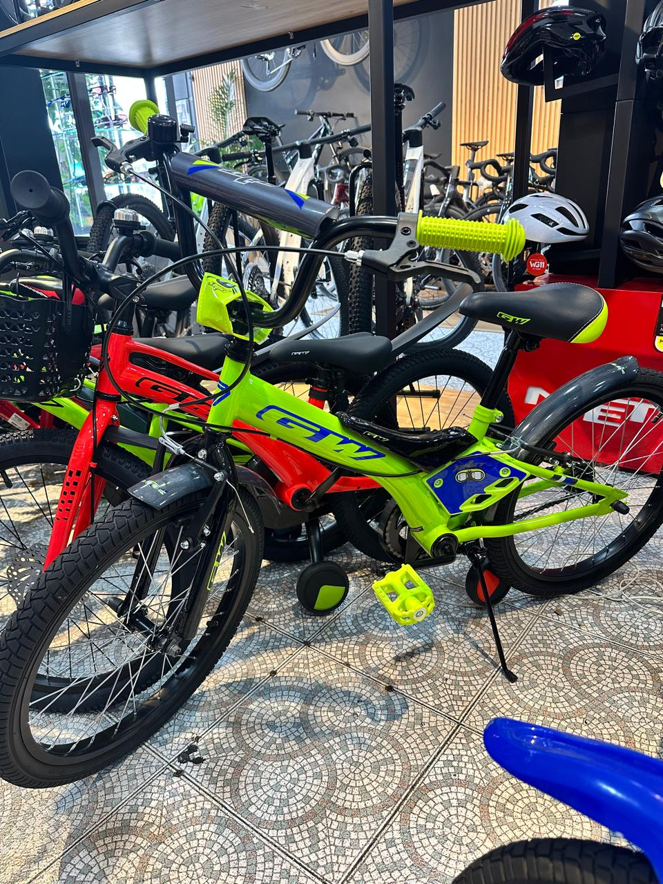 GW 20P PILOT 100 NIÑO