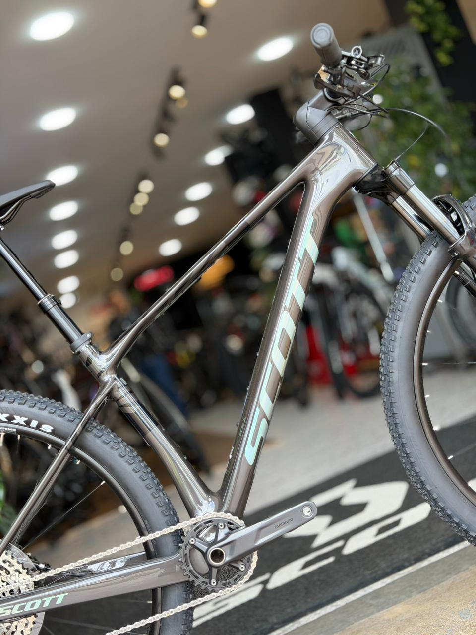 Scott Scale 920  Negra 2026