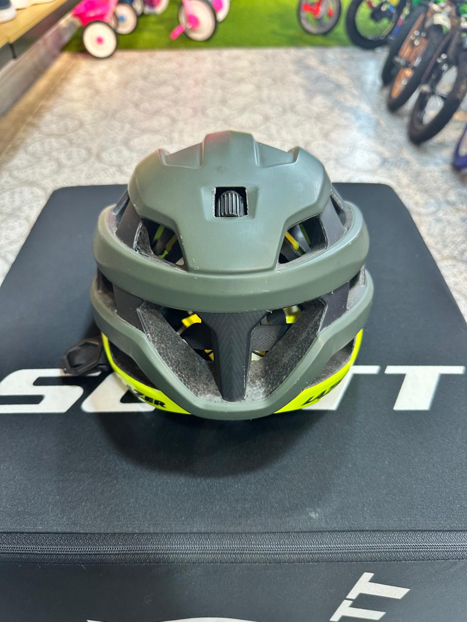 Casco Lazer Sphere MIPS