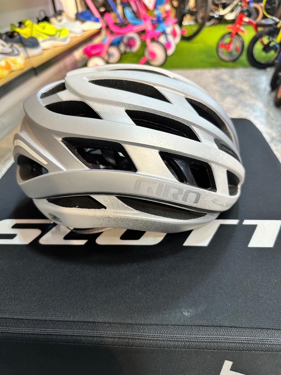 Casco GIRO Helios Spherical