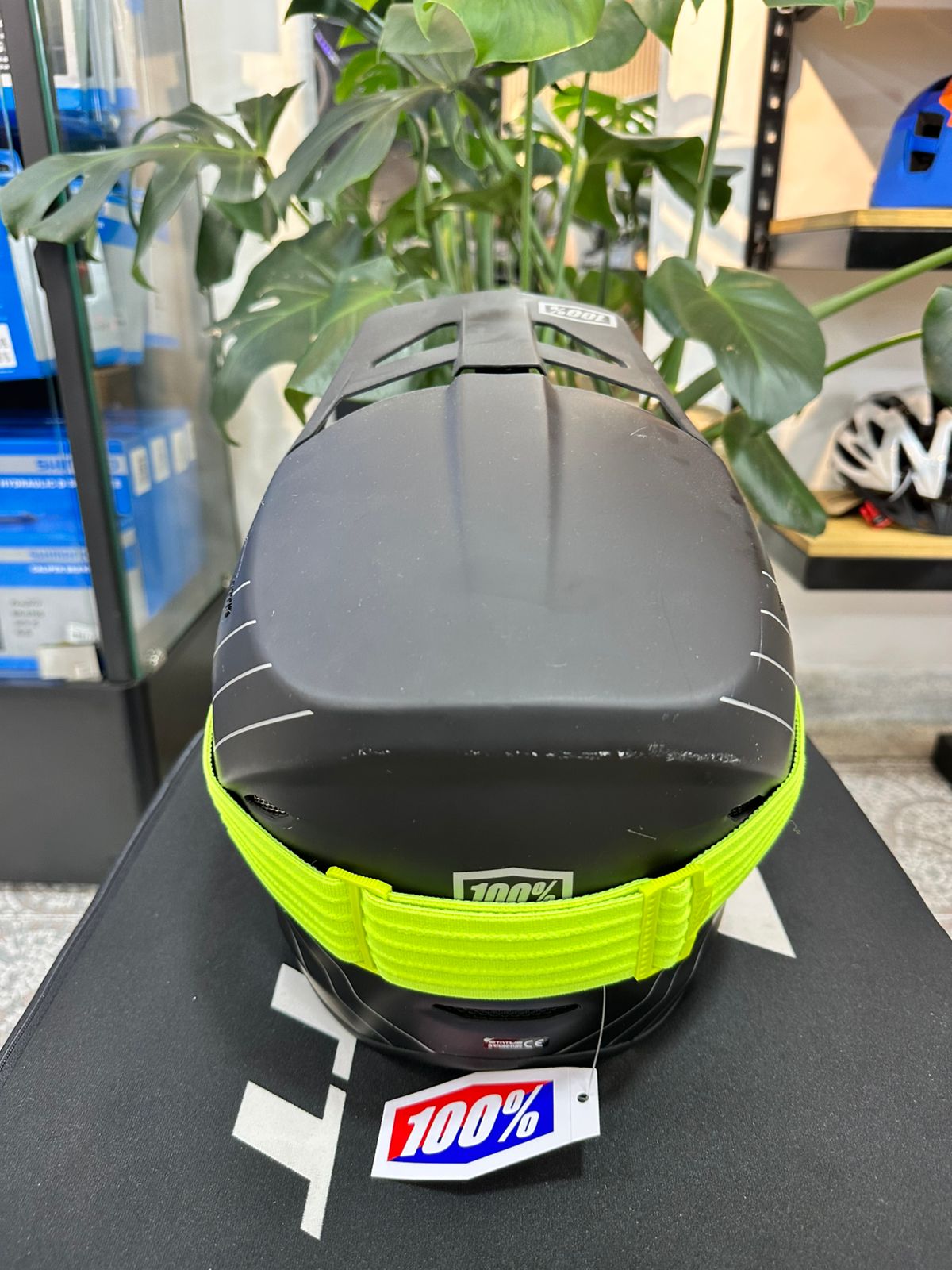 Casco Full Face 100% Status Negro Mate