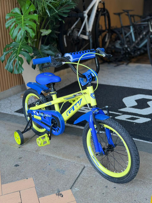 GW SUPER HERO 20P NIÑO