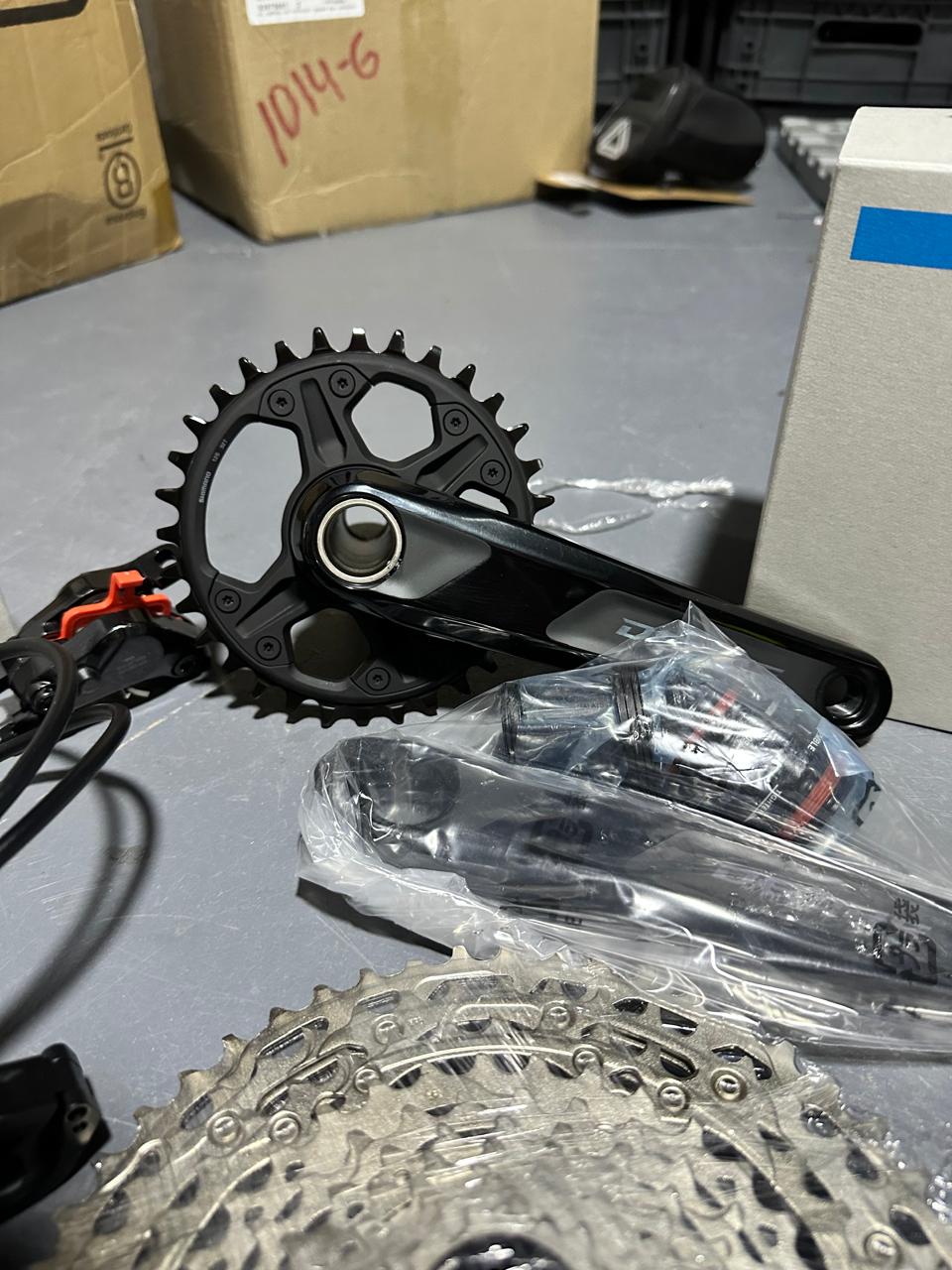 Grupo Shimano Deore M6250 Di2 12v – 32T | 10–51T