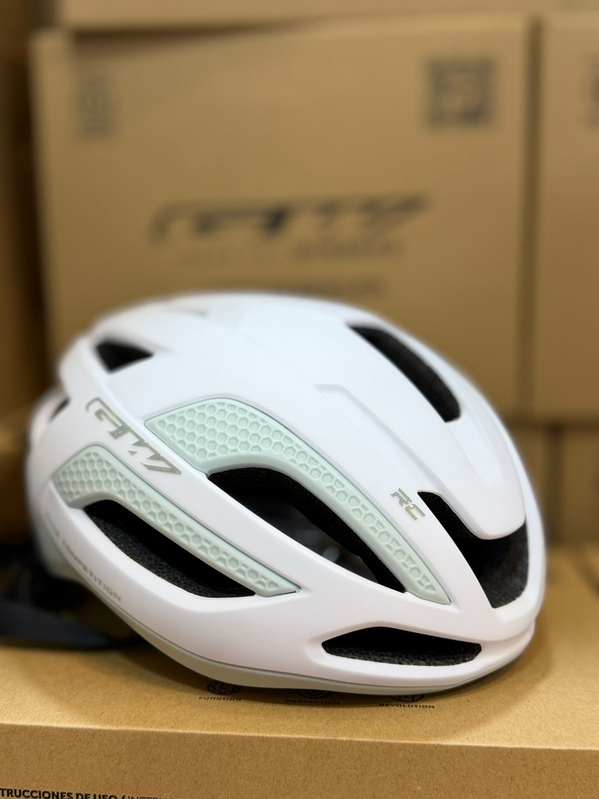 Casco GW RC