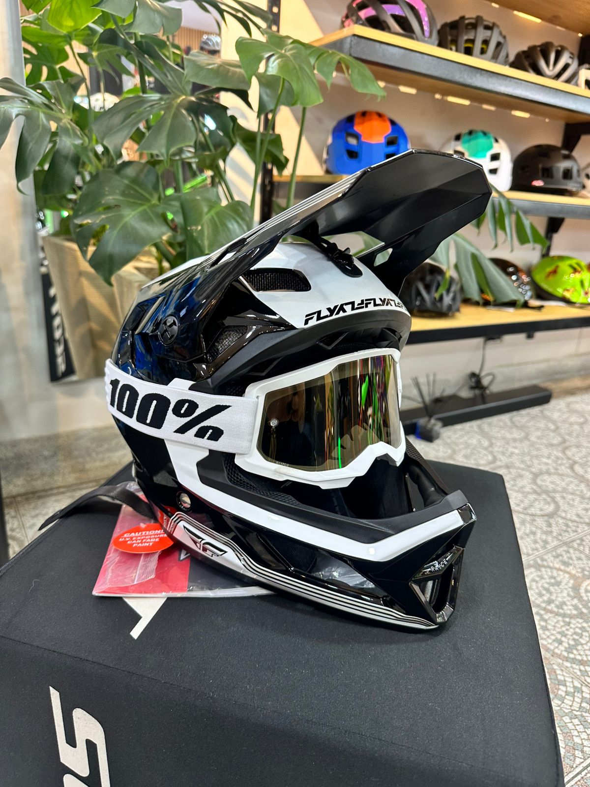 Casco FLY Race Repeat Negro / Blanco