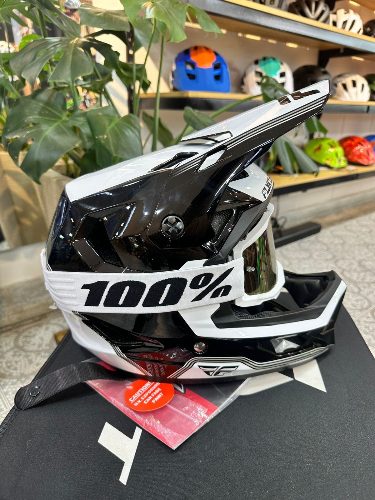 Casco FLY Race Repeat Negro / Blanco