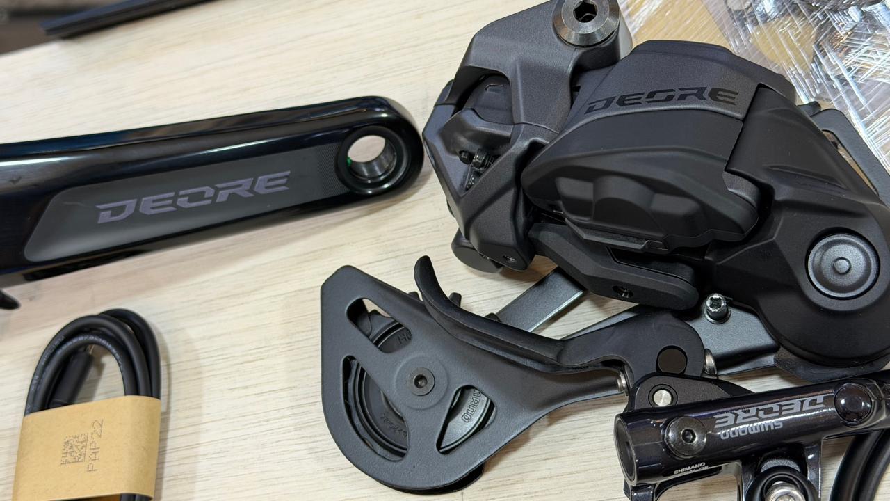 Kit Shimano Deore Di2 MTB – Grupo Electrónico para Montaña
